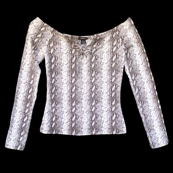 Rue 21 cropped snake print lace up chest top shirt M off shoulder‎ - Picture 1 of 5